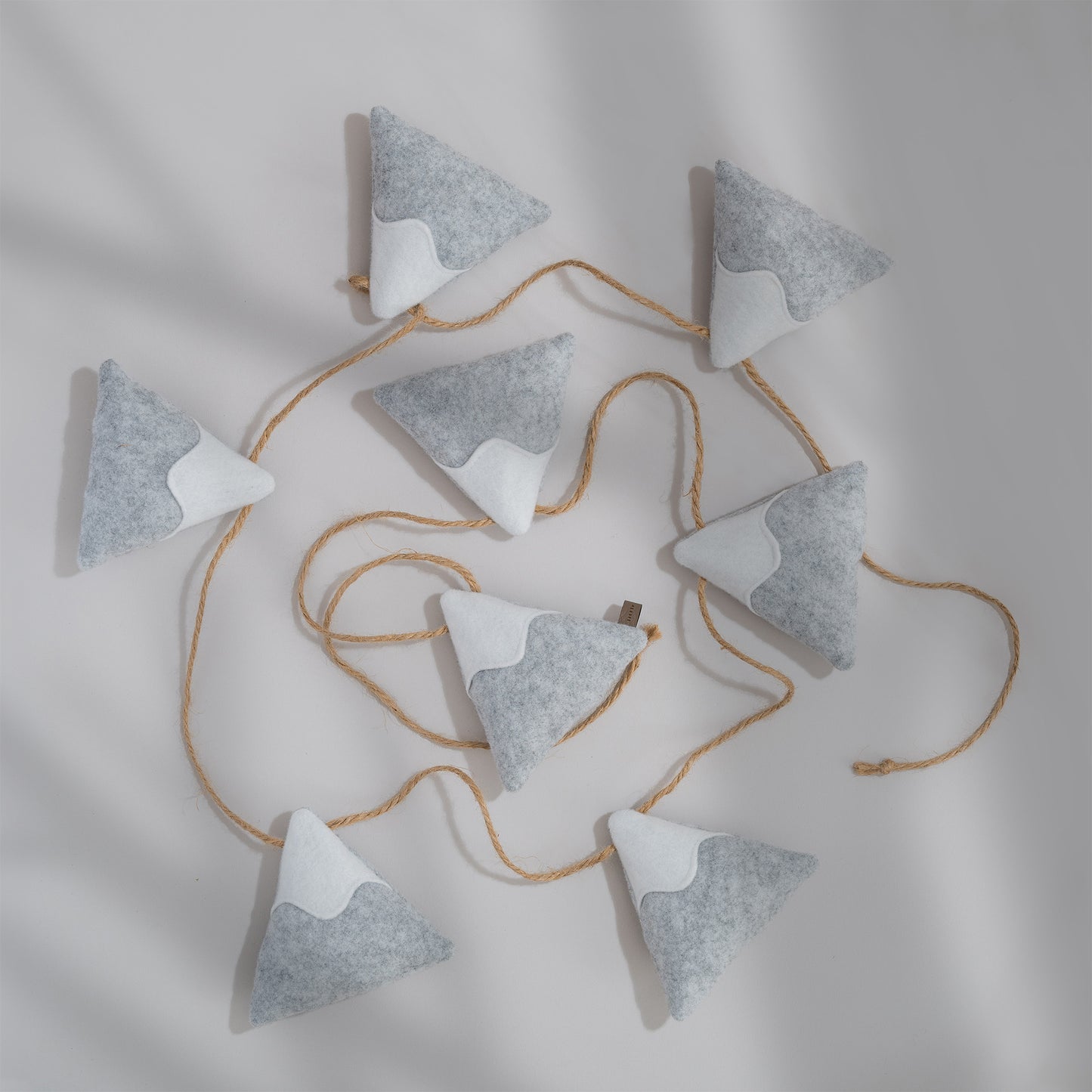 Little Mount Matterhorn // 3D Garland