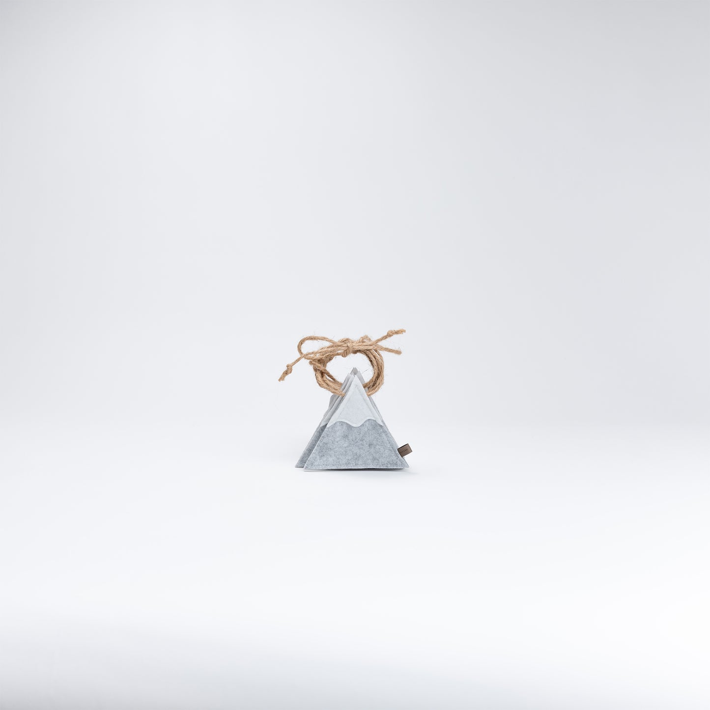 Little Mount Matterhorn // 2D Garland